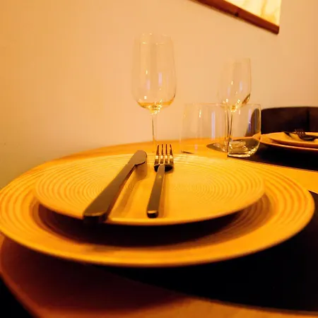 Charming Old Town - And Cozy 公寓