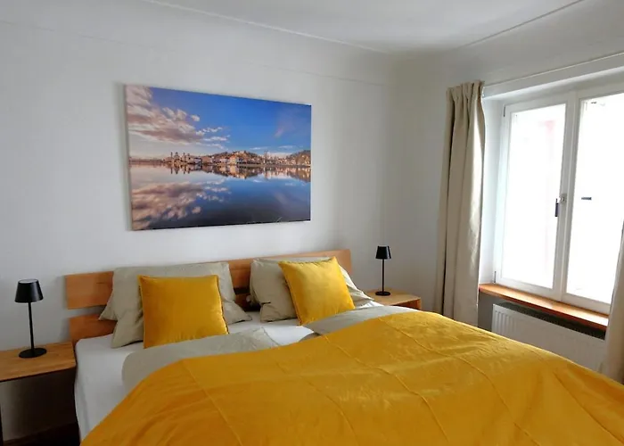 Charming Old Town - And Cozy *